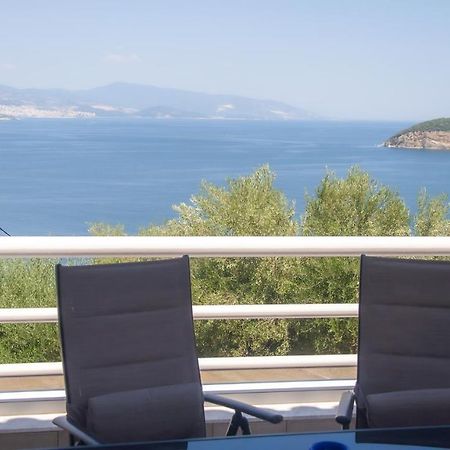Maria Olive And Sea Villa Nea Iraklitsa Bagian luar foto